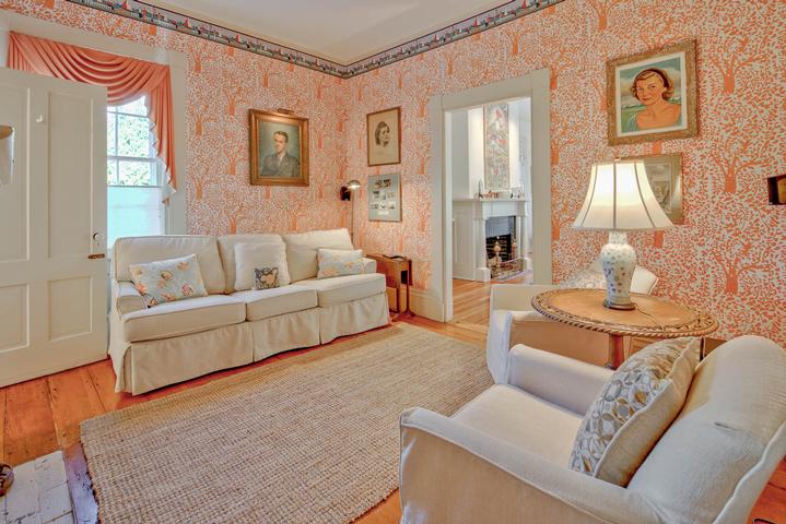 13%2DCaptain%20Morse%20House%201st%20Floor%2DFamily%20Room%20with%20TV%20and%20stereo%20VCJ%20Portrait%2D129%5FLg%2Ejpeg