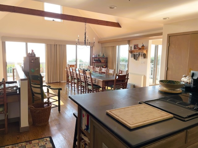 17%20Kitchen%20island%2Ejpeg