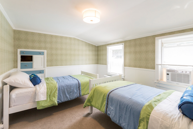 Rosenblatt%20Bedroom%202%2Ejpg