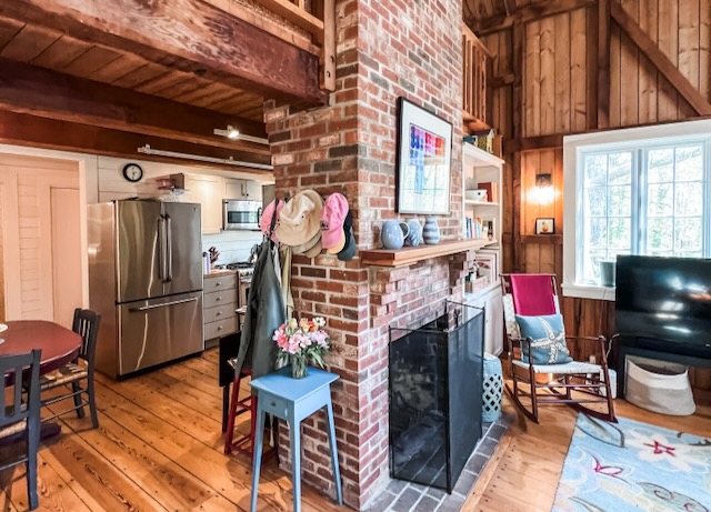 Simmons%20Fireplace%2Ejpeg