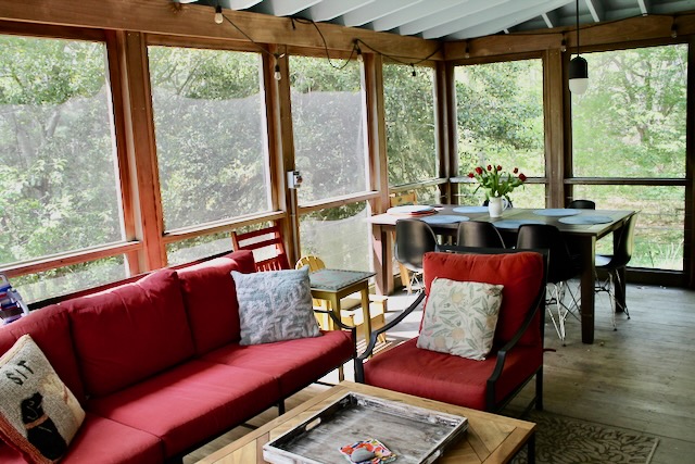 Simmons%20Screened%20Porch%2Ejpeg