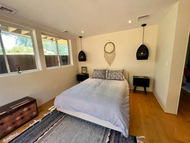 Slatasbedroom3a%2Ejpg