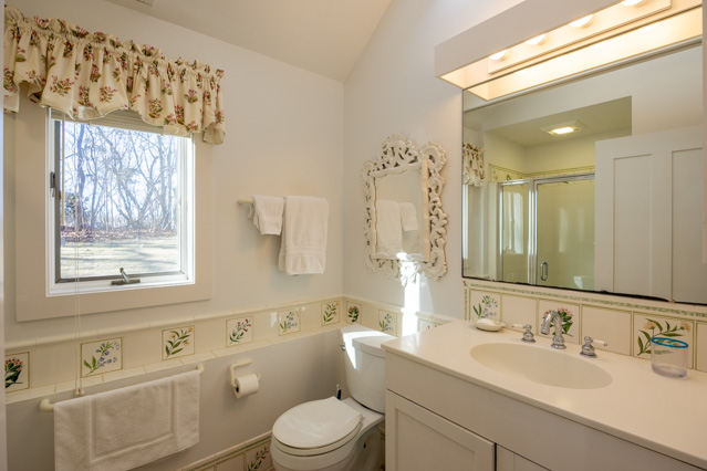 bart%20ensuite%20shower%2Ejpg