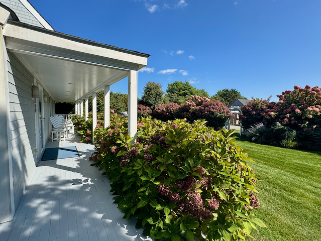 fal%20front%20porch%2Ejpeg