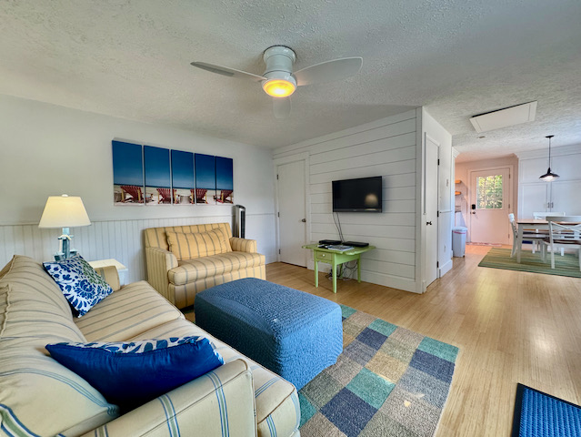 fal%20guest%20living%20room%2Ejpeg