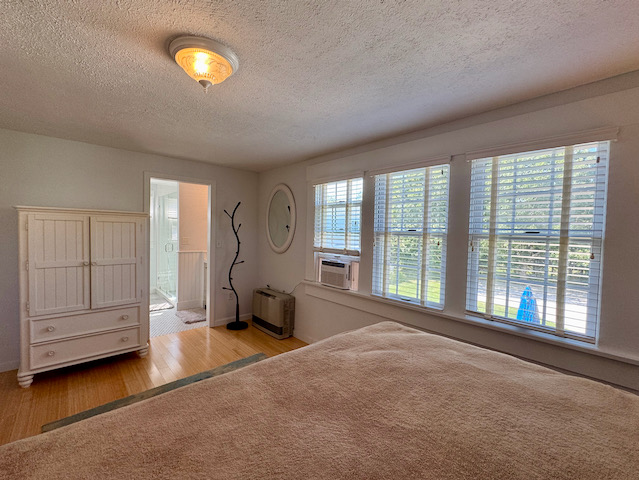 fal%20king%202%20up%2Ejpeg