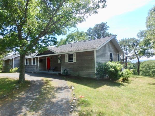 house%20with%20peak%20of%20water%2Ejpg