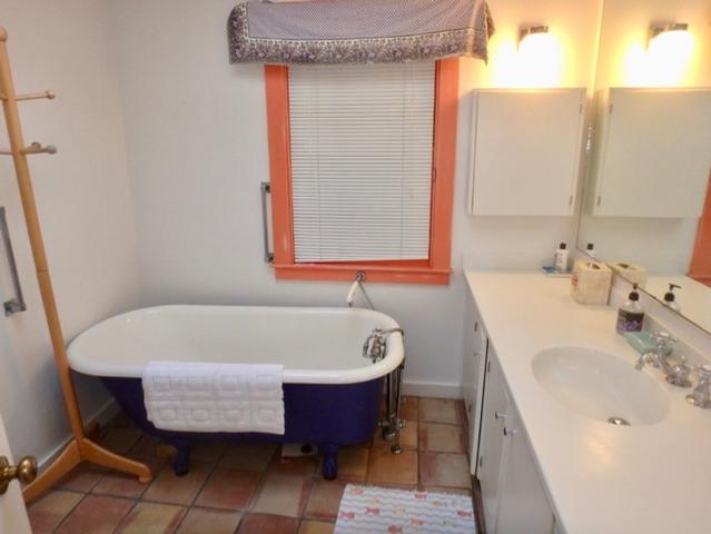 lil%20bath%20down%2Ejpg