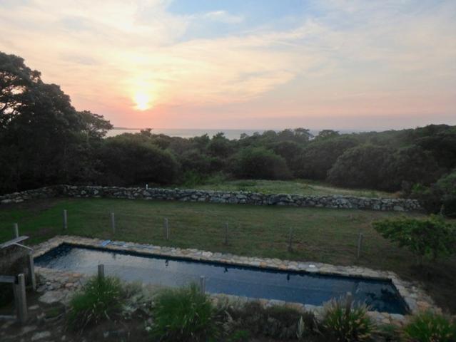 lil%20pool%20and%20view%2Ejpg