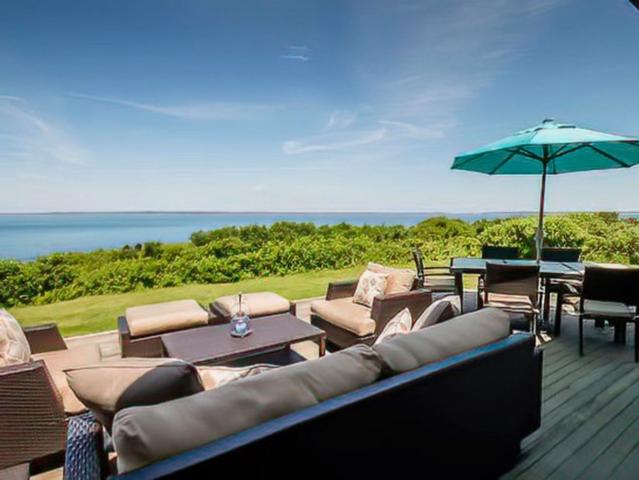 macoutdoorfurniture%2Ejpg