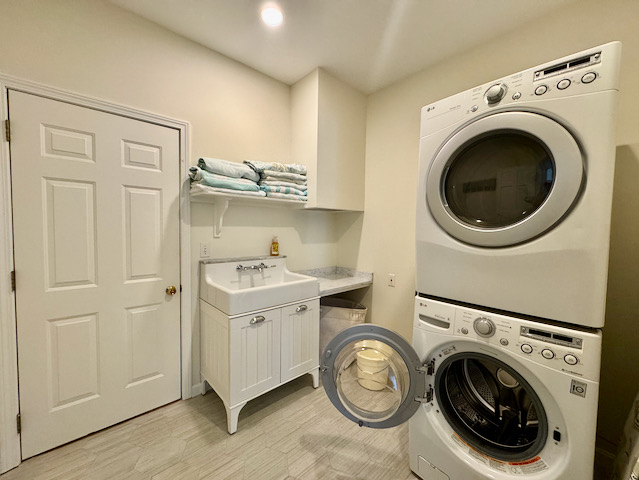 mel%20laundry%2Ejpeg