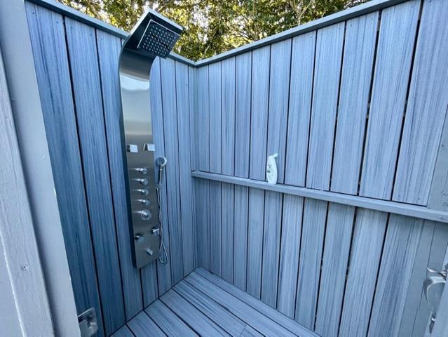 meyer%20outdoor%20shower%2Ejpg