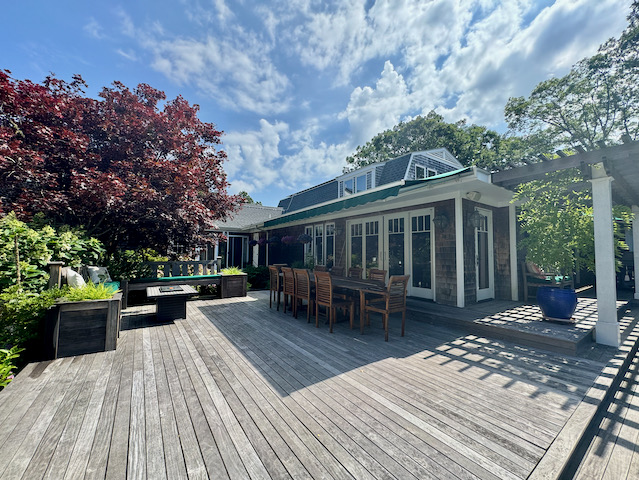 romano%20large%20deck%2024%2Ejpeg
