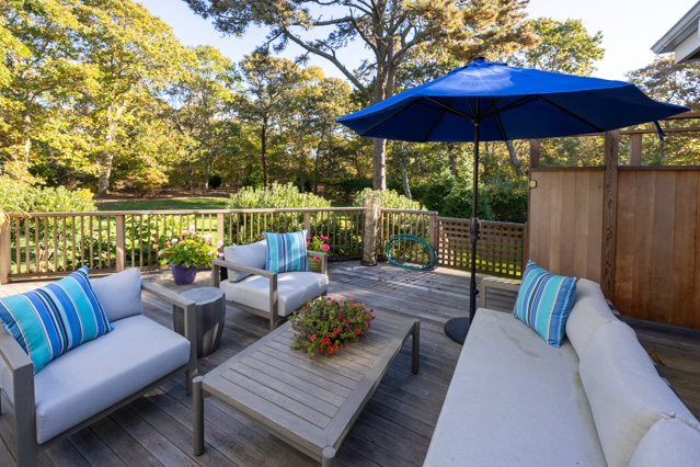 shal%20outdoor%20living%20room%2Ejpg