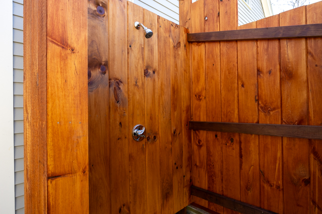 smith%20outdoor%20shower%2Ejpg