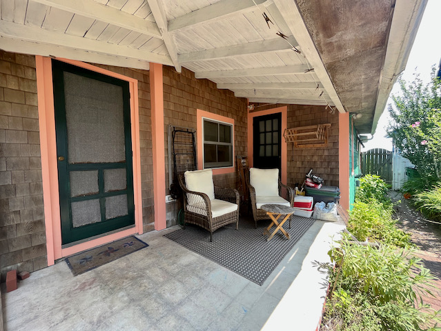 step%20back%20porch%202%2023%2Ejpeg