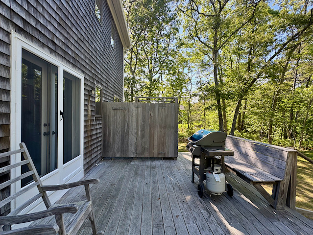 stone%20outdoor%20shower%2Ejpeg
